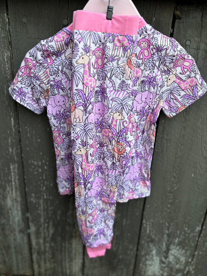 Girl Into The Wild Set